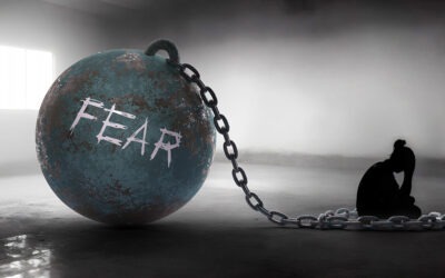 6 Ways Fear Traps You (And How to Break Free)